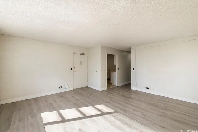 $2,500 | 98-1030 Moanalua Road, Unit 5204, Aiea, HI 96701