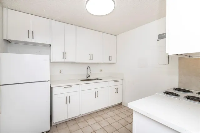 $2,500 | 98-1030 Moanalua Road, Unit 5204, Aiea, HI 96701