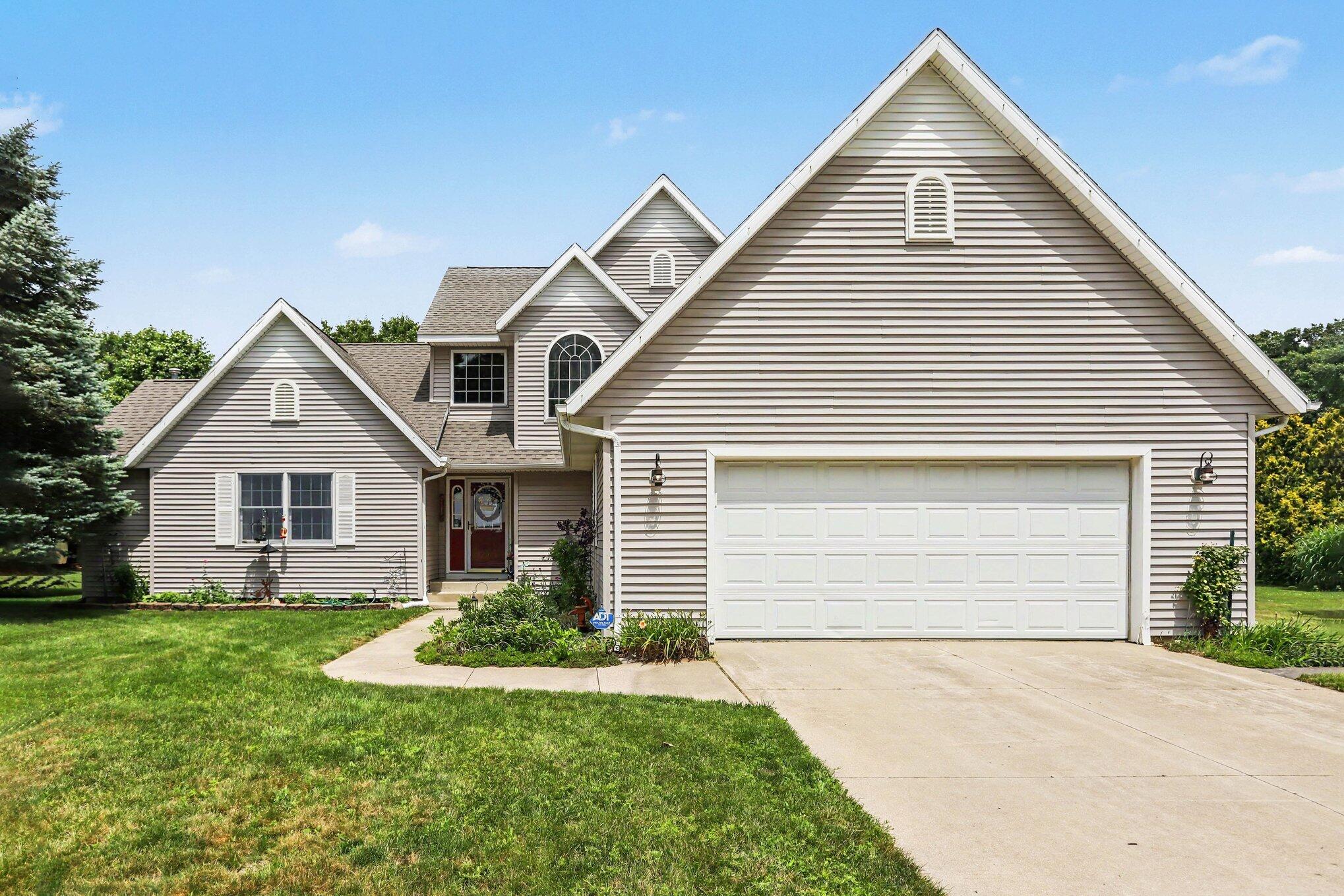 17704 Moorepark Road Three Rivers, MI 49093 - Photo 2 of 32 002_file_4853
