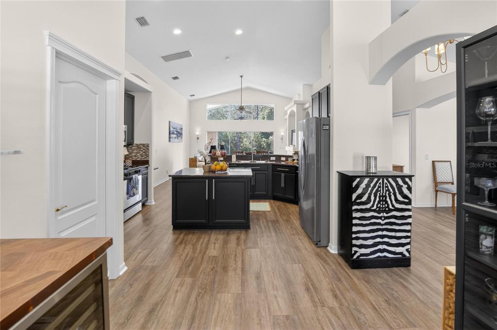 8215 Myrtle Point Way Tampa, FL 33647 - Photo 16 of 51