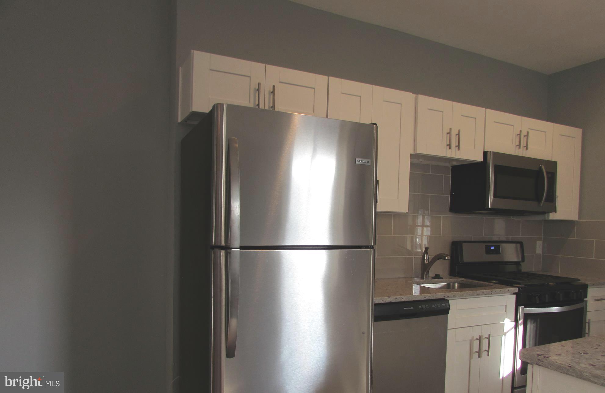 2735 Chesterfield Avenue Baltimore, MD 21213 - Photo 5 of 30 STAINLESS STEEL APPLIANCES, ALL NEW