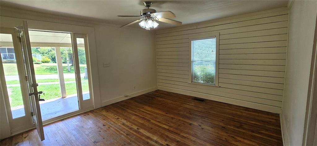 513 Blue Ridge Avenue Nelson, GA 30151 - Photo 4 of 26