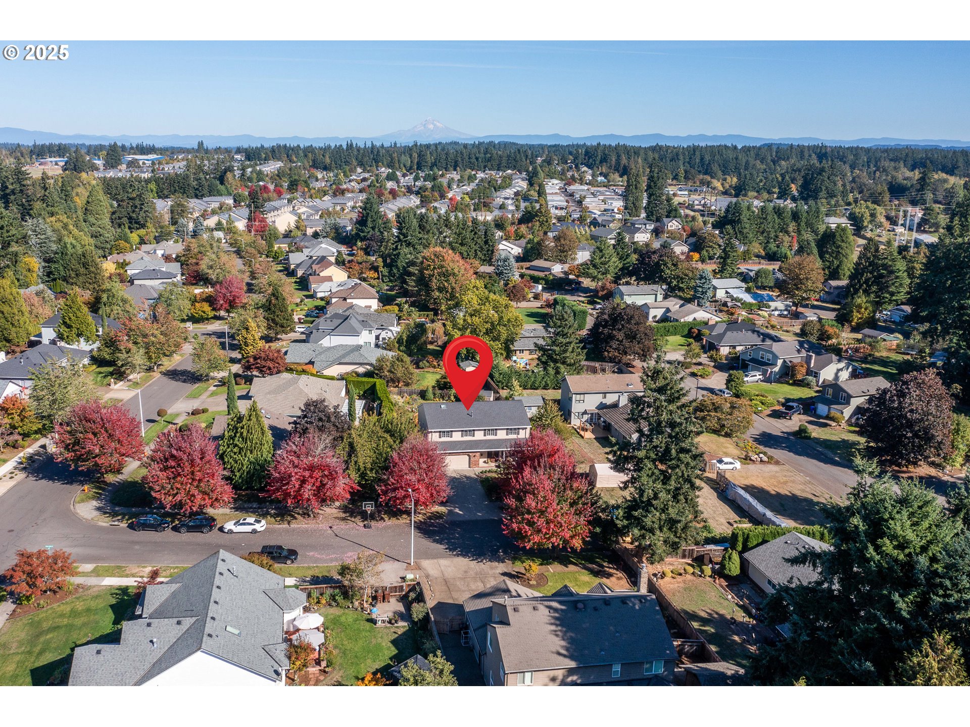 20194 Canyon Ridge Drive Oregon City, OR 97045 - Photo 40 of 41 an aerial view of a city