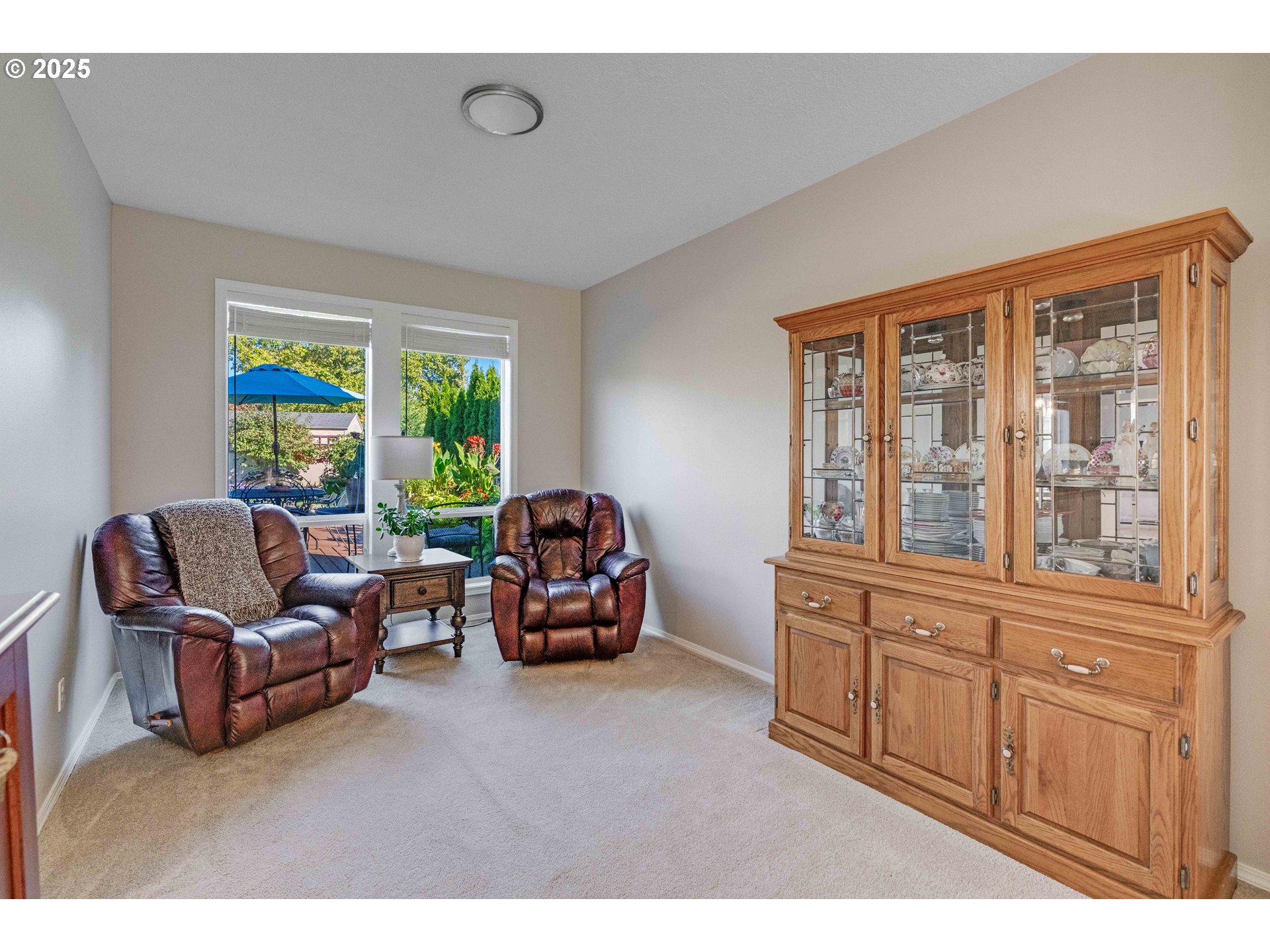 20194 Canyon Ridge Drive Oregon City, OR 97045 - Photo 6 of 41 a living room with furniture and a window