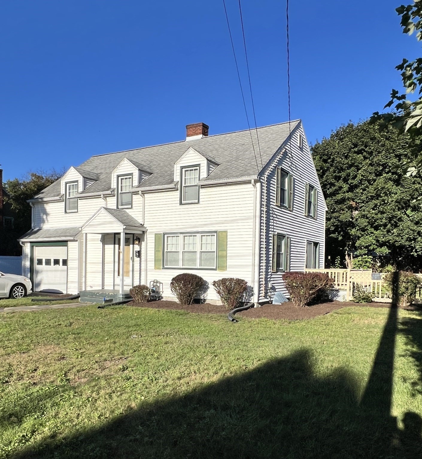 109 Pilgrim Road Springfield, MA 01118 - Photo 1 of 35 Gallery Image 1