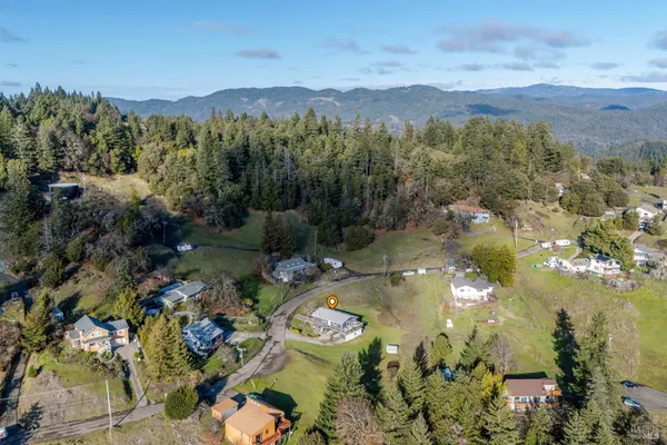 $399,000 | 27310 Oriole Drive, Willits, CA 95490