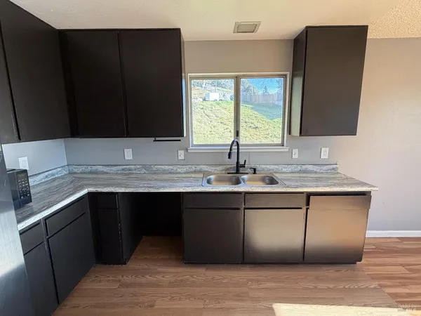 $399,000 | 27310 Oriole Drive, Willits, CA 95490