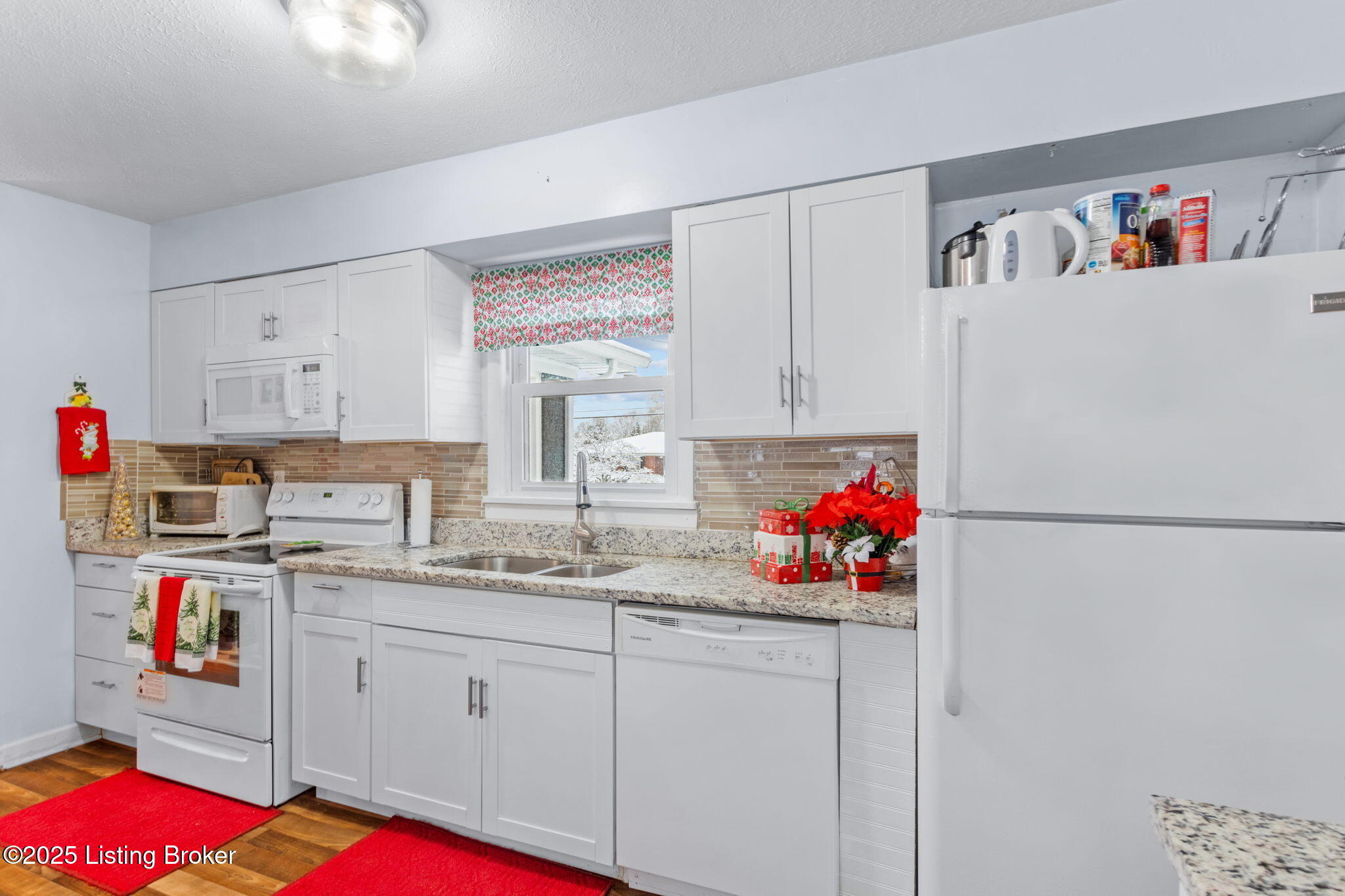 5314 Adkins Road Louisville, KY 40219 - Photo 16 of 43 view kitchen adkins
