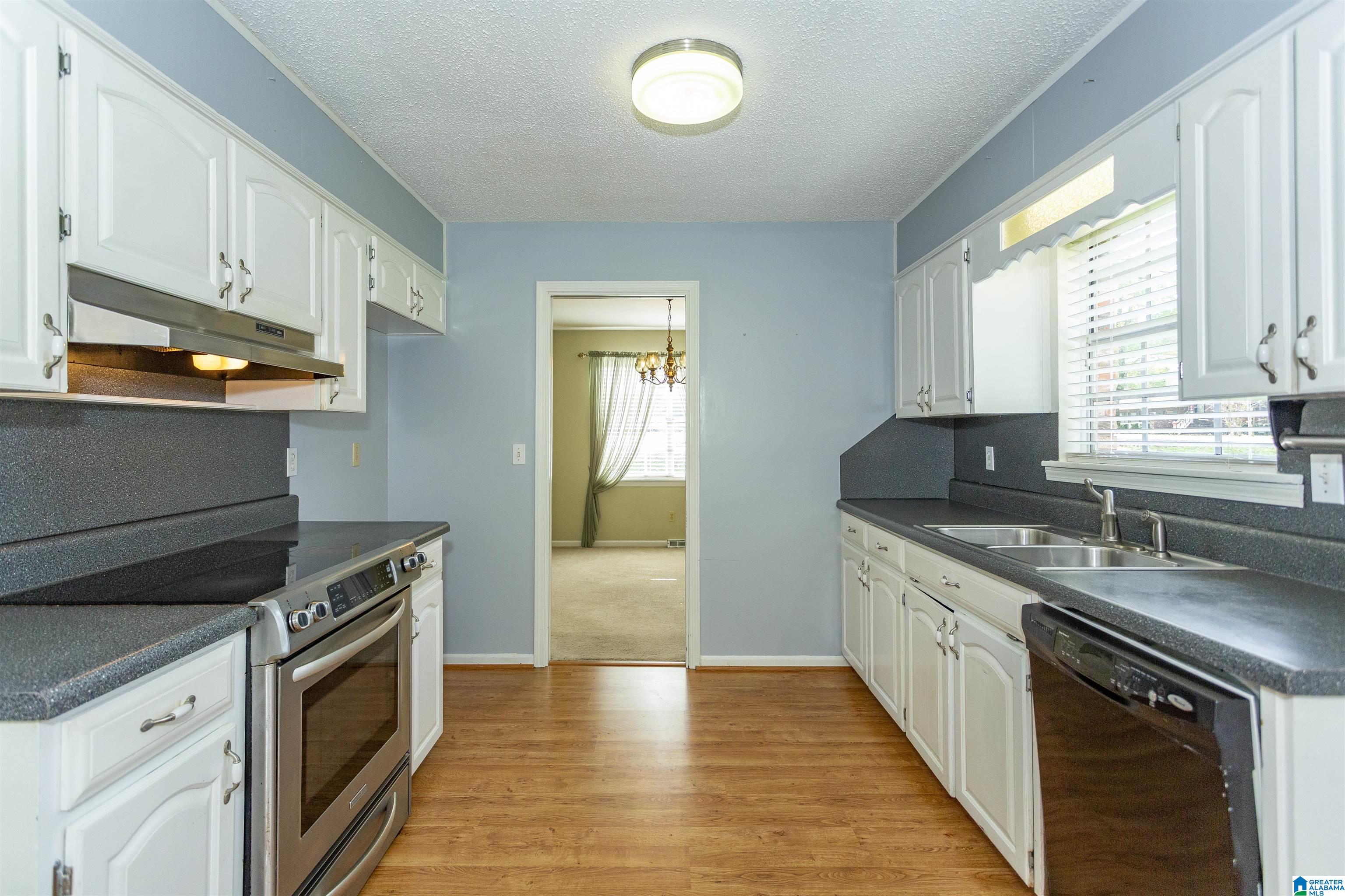 5433 Justice Street Mulga, AL 35118 - Photo 11 of 62