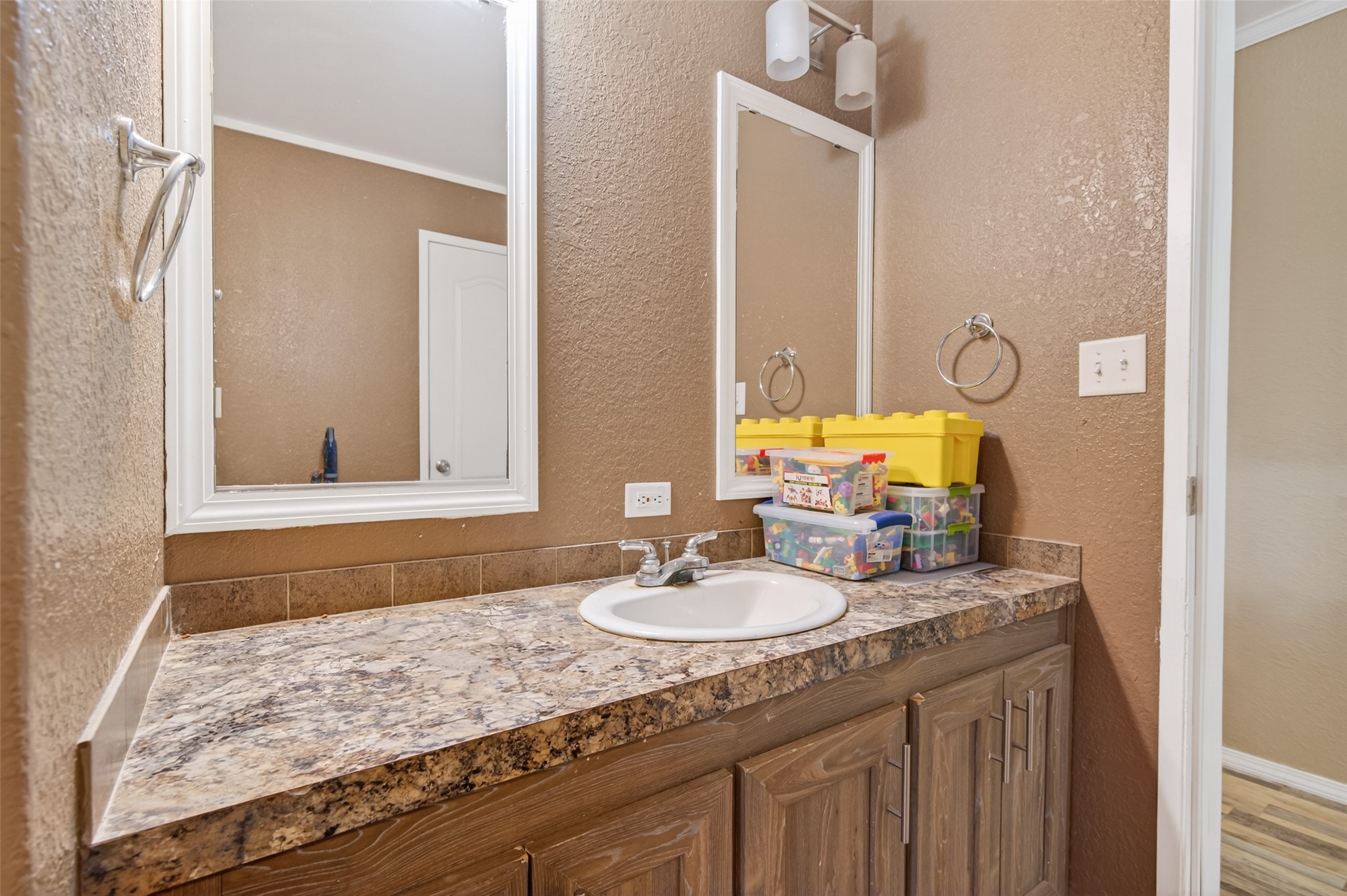 3588 Center Hill Road Bellville, TX 77418 - Photo 26 of 34 Bathroom