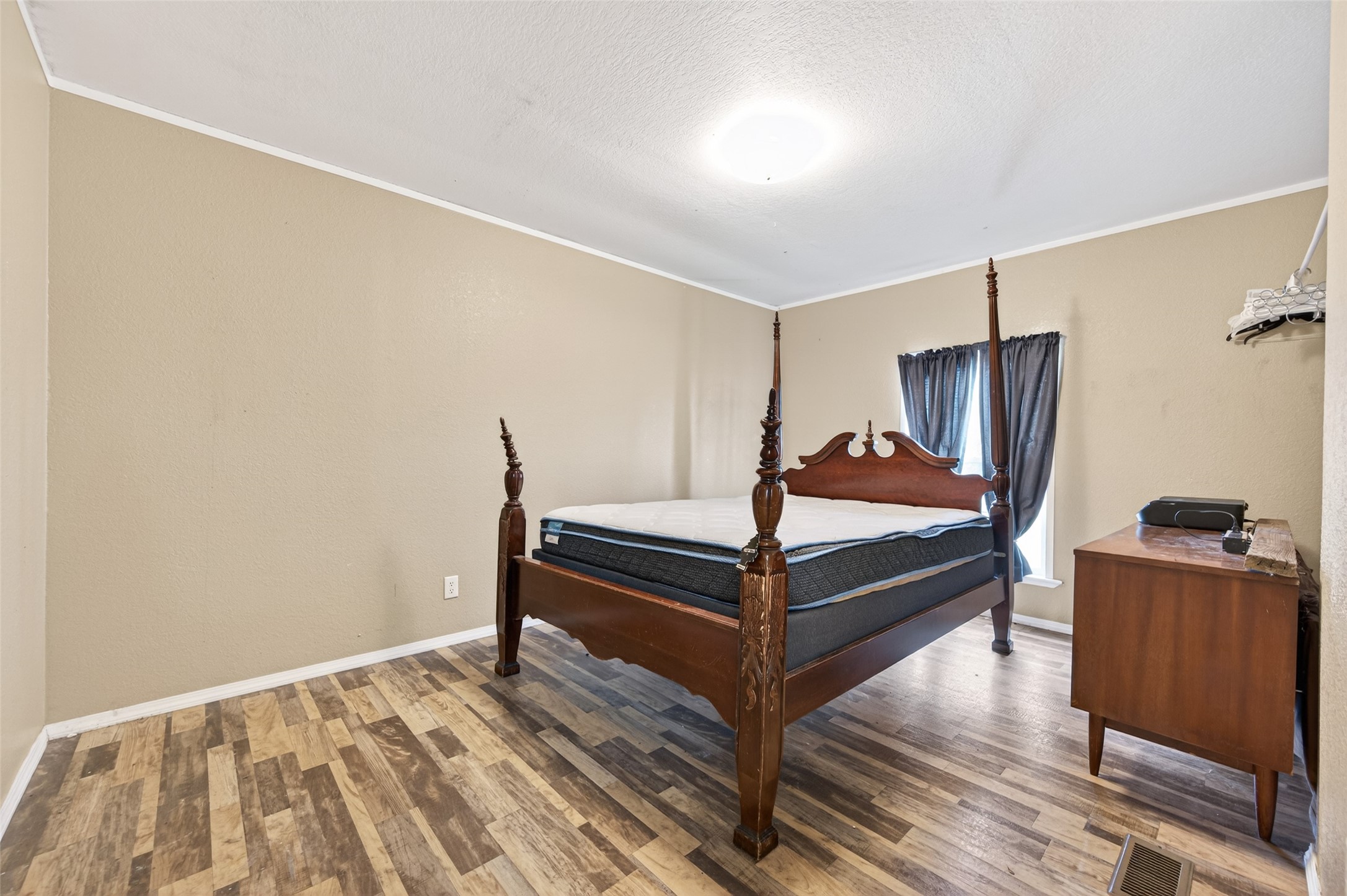 3588 Center Hill Road Bellville, TX 77418 - Photo 28 of 34 Bedroom 3