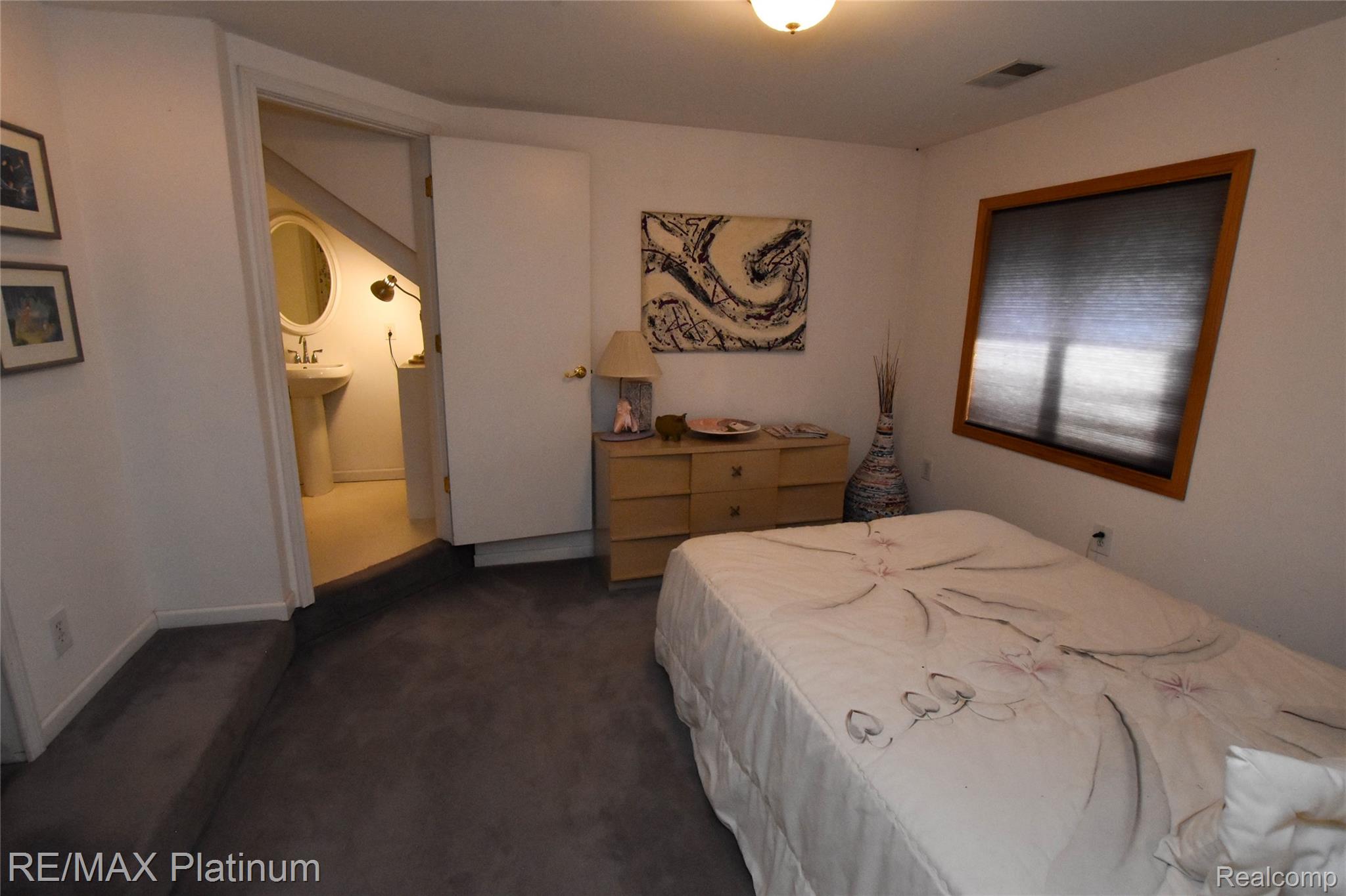 5160 Fenton Road Fenton, MI 48430 - Photo 50 of 68 DSC_9967.jpg