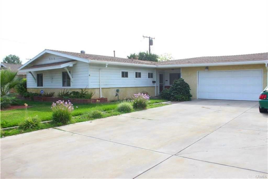 369 East Virginia Street Rialto, CA 92376 - Photo 1 of 1