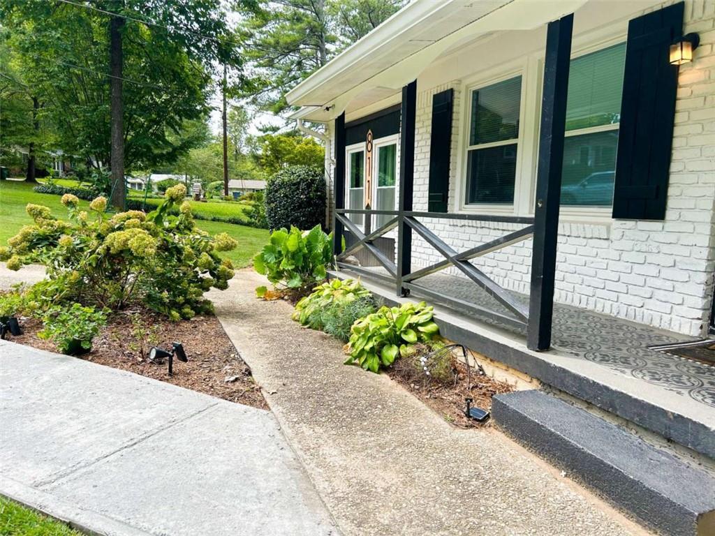 811 Cinderella Way Decatur, GA 30033 - Photo 4 of 33 a view of a garden with pathway