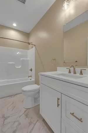 $419,900 | 26 Pinehurst Place, Unit 26, Beaver, PA 15009