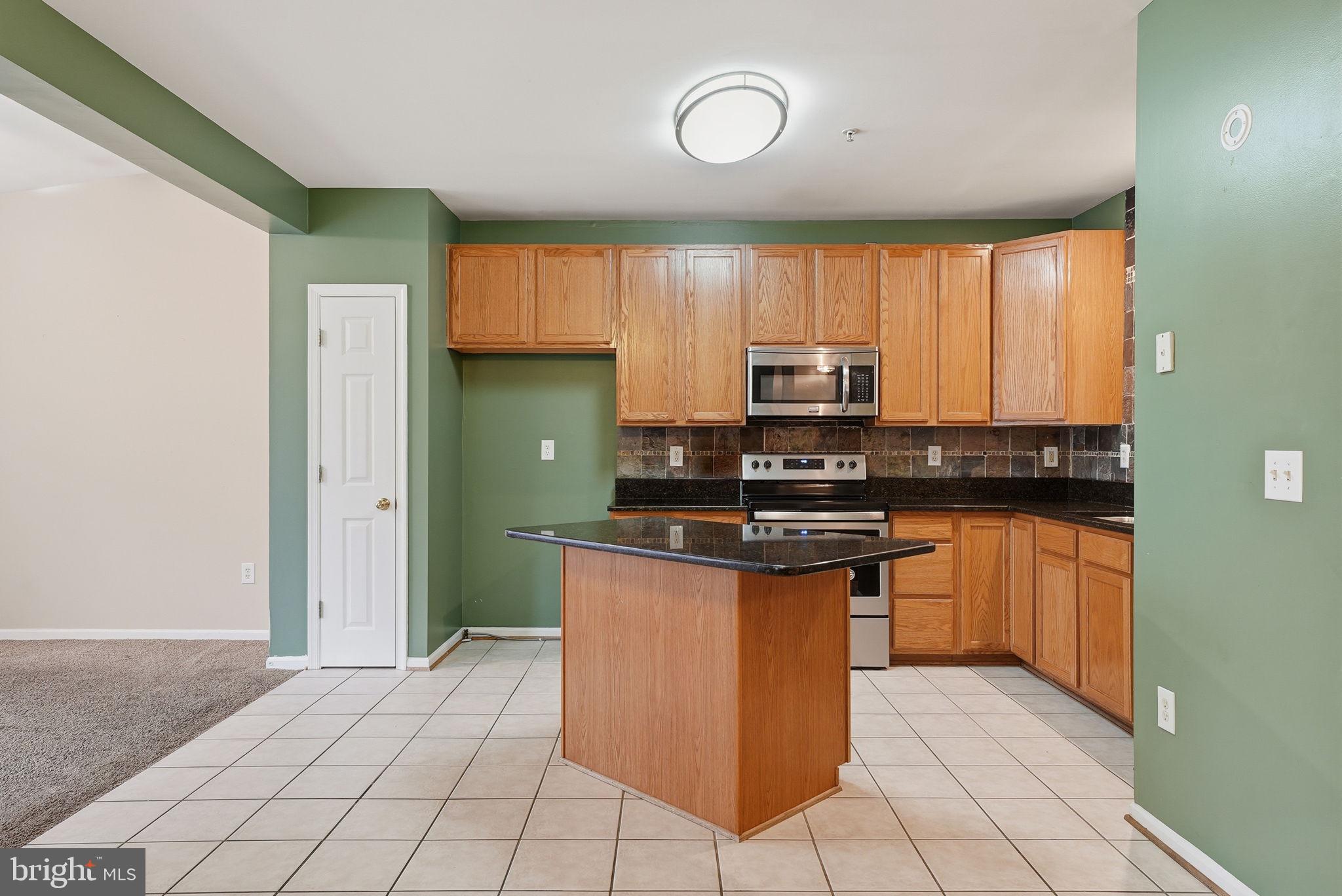 3623 Matlock Place Waldorf, MD 20602 - Photo 2 of 33 Kitchen