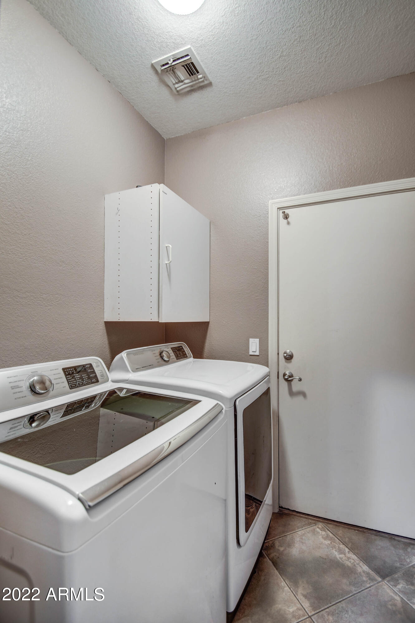 3676 East Derringer Way Gilbert, AZ 85297 - Photo 24 of 35 LAUNDRY 1, 2