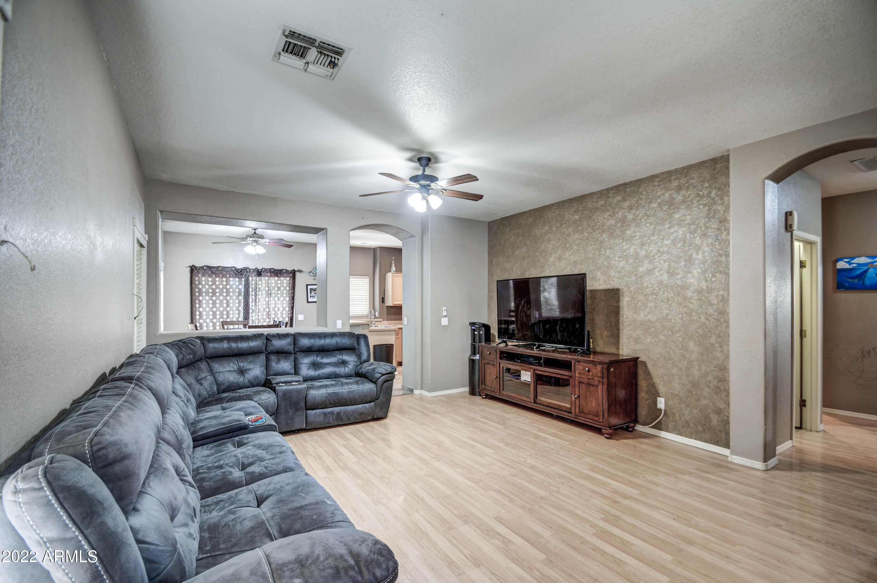 3676 East Derringer Way Gilbert, AZ 85297 - Photo 8 of 35 LIVING 3