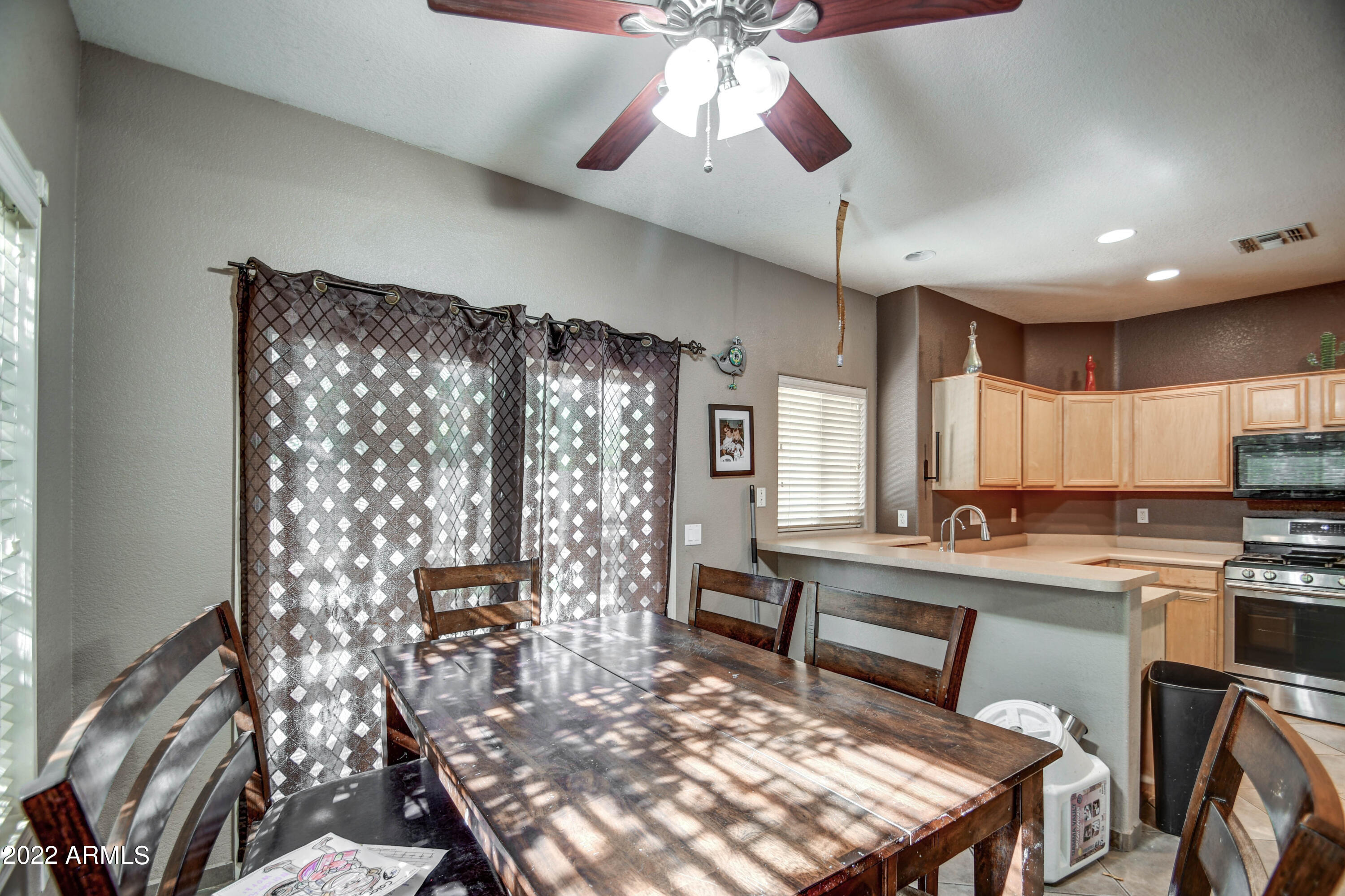 3676 East Derringer Way Gilbert, AZ 85297 - Photo 9 of 35 EAT IN 2