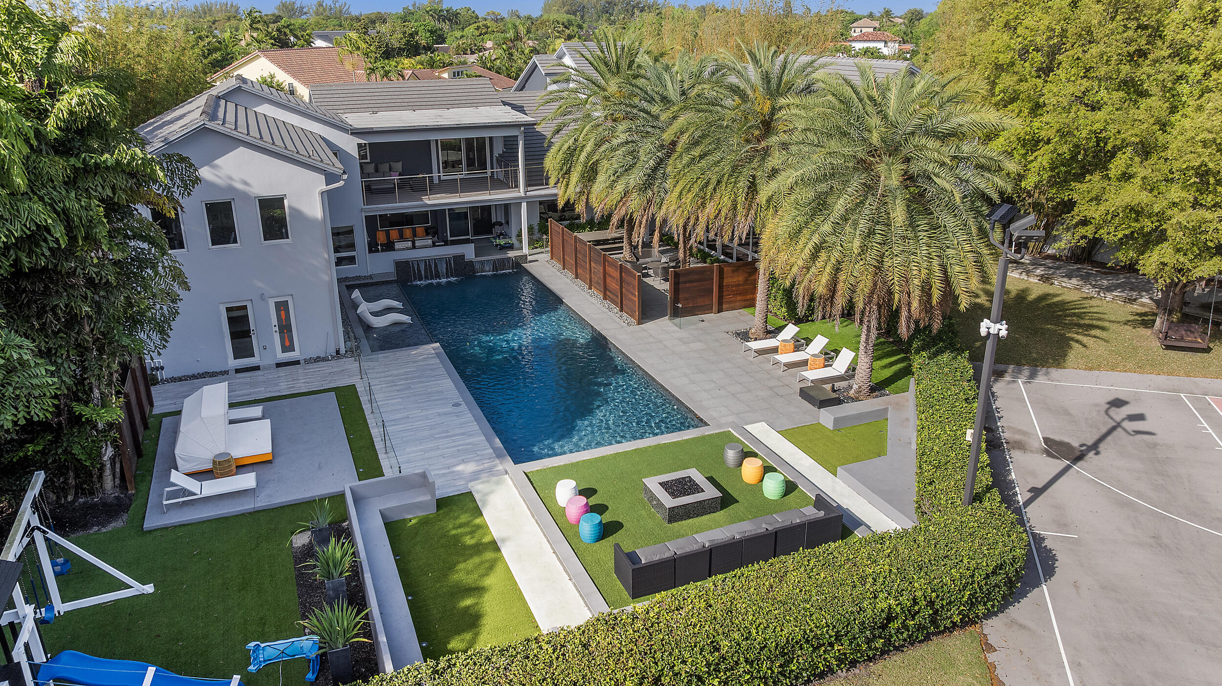 7047 San Sebastian Circle Boca Raton, FL 33433 - Photo 2 of 95 outdoor aerial view