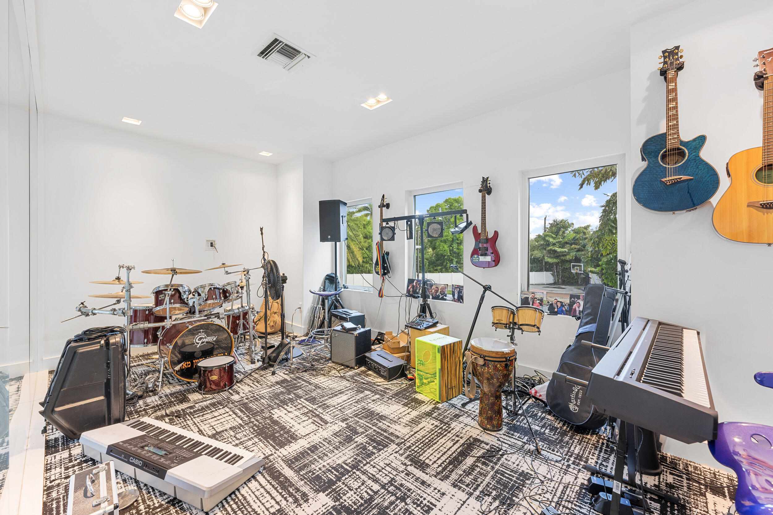 7047 San Sebastian Circle Boca Raton, FL 33433 - Photo 27 of 95 music room