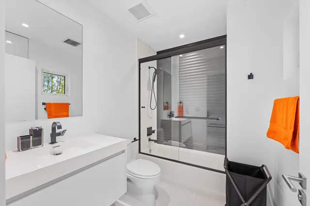 $8,500,000 | 7047 San Sebastian Circle, Boca Raton, FL 33433