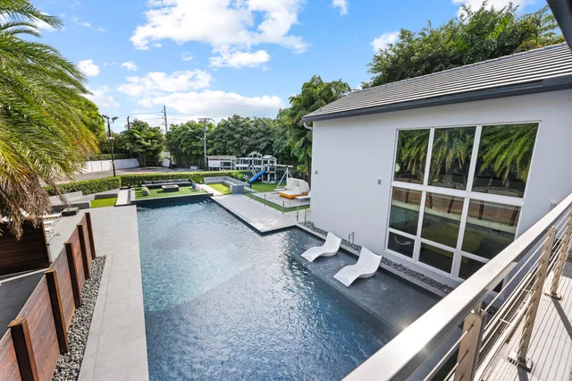 $8,500,000 | 7047 San Sebastian Circle, Boca Raton, FL 33433