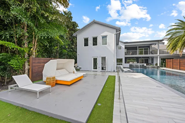 $8,500,000 | 7047 San Sebastian Circle, Boca Raton, FL 33433