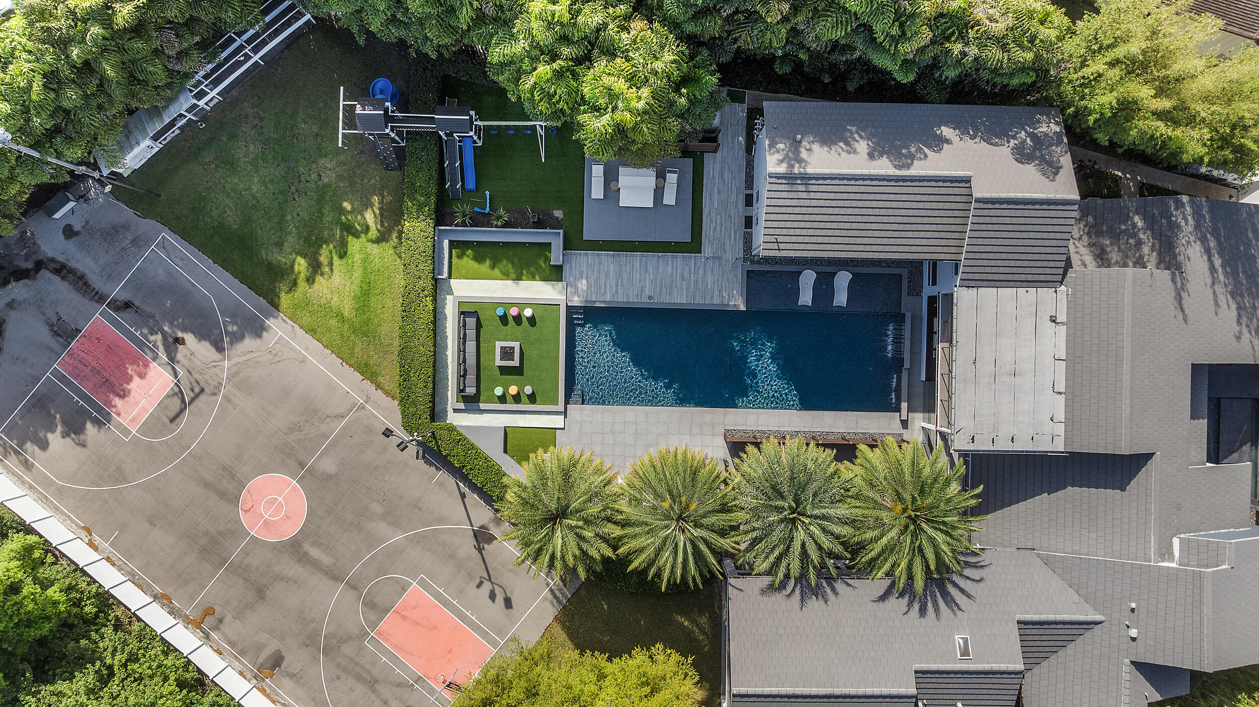 7047 San Sebastian Circle Boca Raton, FL 33433 - Photo 87 of 95 a view of a house with a garden