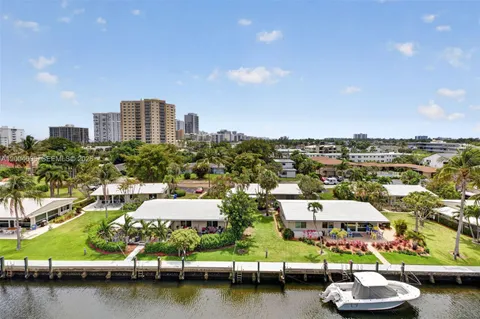$360,000 | 3210 Southeast 10th Street, Unit 6B, Pompano Beach, FL 33062