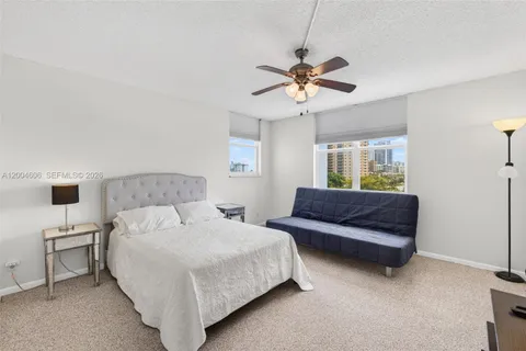 $360,000 | 3210 Southeast 10th Street, Unit 6B, Pompano Beach, FL 33062