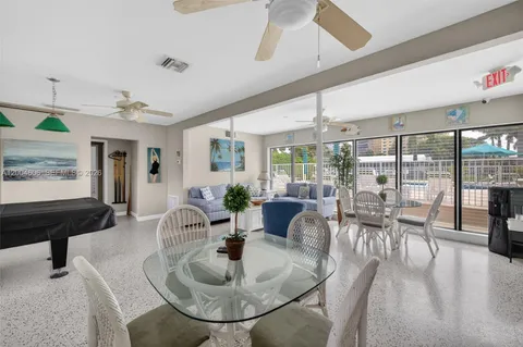 $360,000 | 3210 Southeast 10th Street, Unit 6B, Pompano Beach, FL 33062