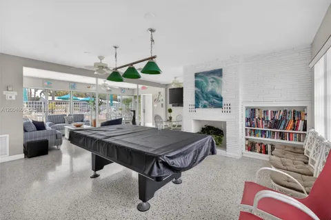 $360,000 | 3210 Southeast 10th Street, Unit 6B, Pompano Beach, FL 33062