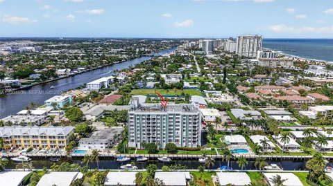 $360,000 | 3210 Southeast 10th Street, Unit 6B, Pompano Beach, FL 33062