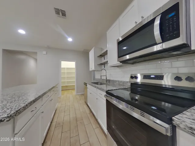 $2,019 | 15831 West Port Royale Lane, Surprise, AZ 85379