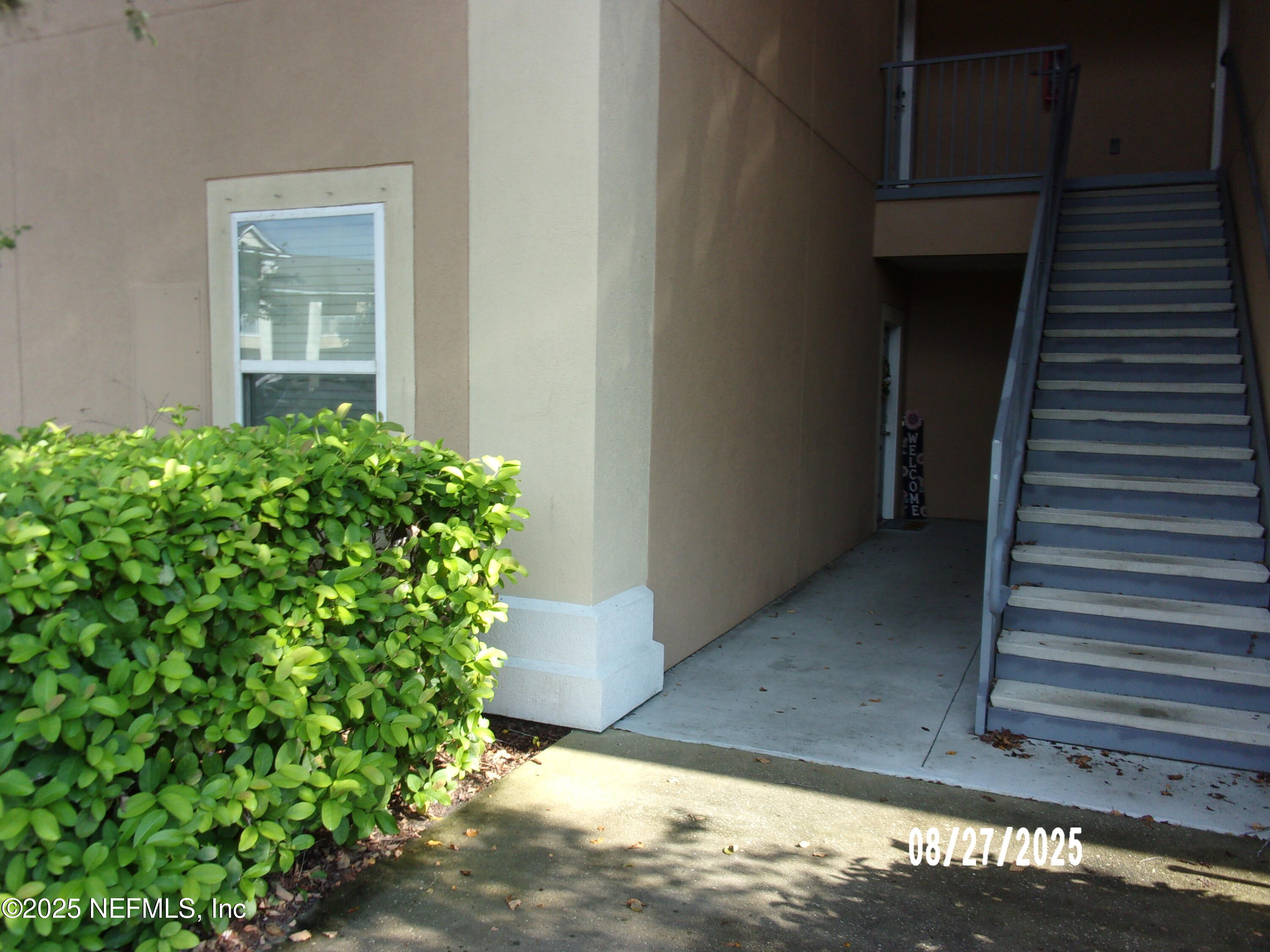 2871 Golden Lake Loop St. Augustine, FL 32084 - Photo 5 of 10 a view of a house with a yard