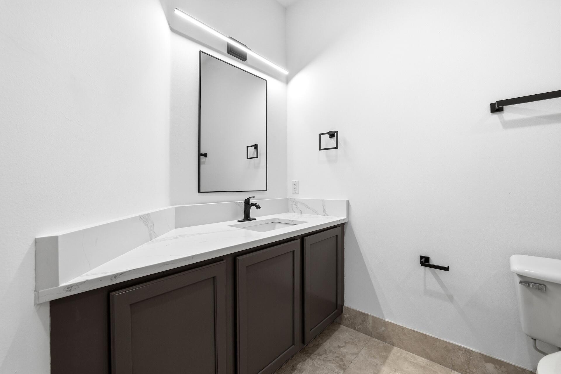 3068 Laurel Ridge Circle Riviera Beach, FL 33404 - Photo 19 of 32 0H8A4972