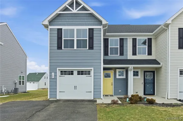 $279,900 | 108 South Drive, West Seneca, NY 14218