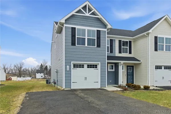 $279,900 | 108 South Drive, West Seneca, NY 14218