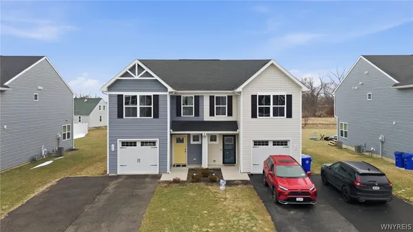 $279,900 | 108 South Drive, West Seneca, NY 14218