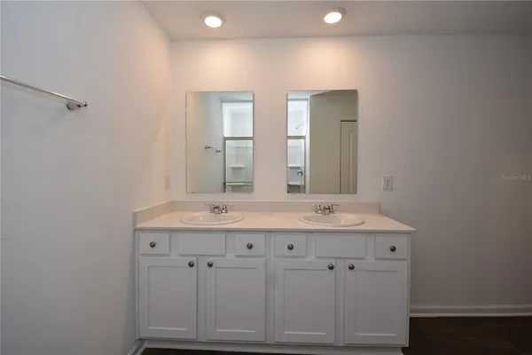 $2,400 | 9 Springwood Drive, Palm Coast, FL 32137