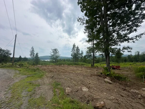 $134,900 | 29 Map Road, Wilton, ME 04294