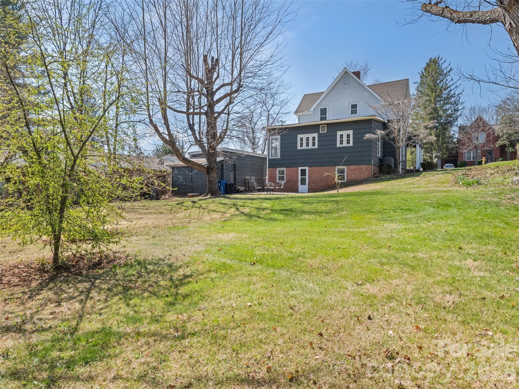 151 Hampton Heights Road Canton, NC 28716 - Photo 12 of 48