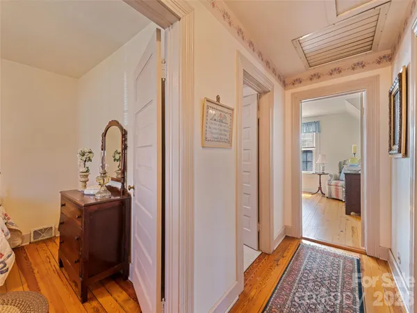 a view of entryway