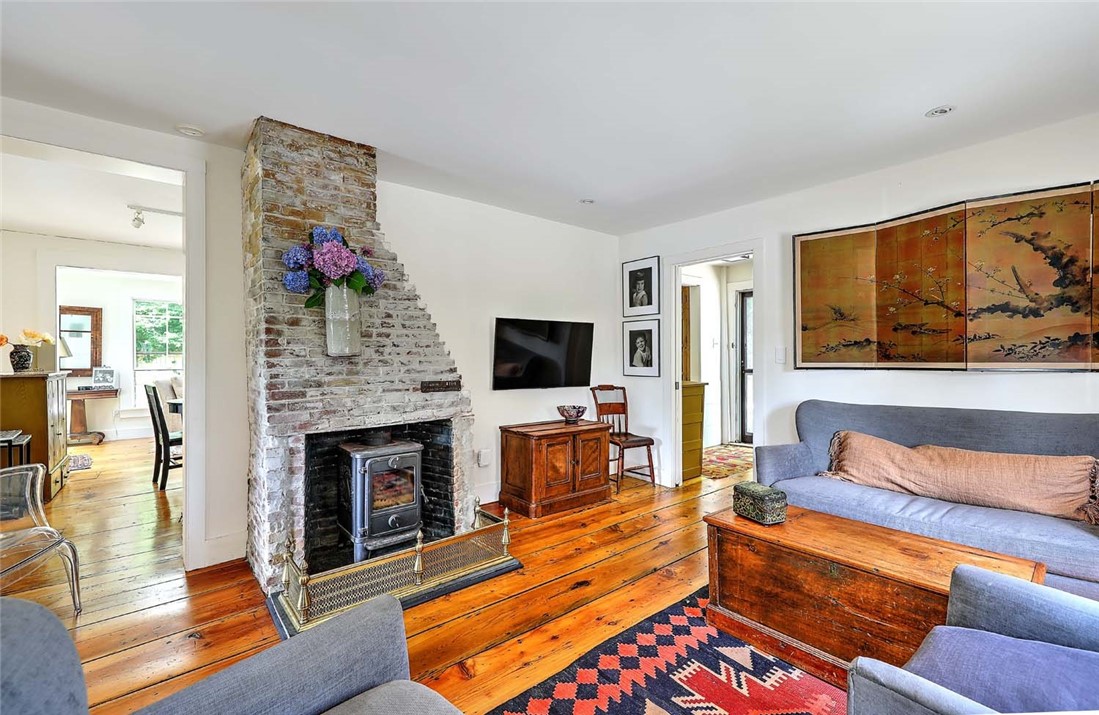 26 Bridge Street Warren, RI 02885 - Photo 9 of 42