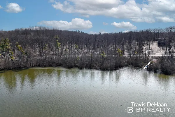 $134,700 | 9310 Benjamin Drive, Newaygo, MI 49337
