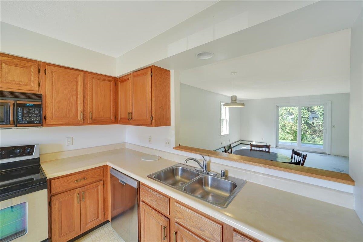 60 Brickyard Road, Unit 9 Essex Junction, VT 05452 - Photo 35 of 36 Gallery Image 35