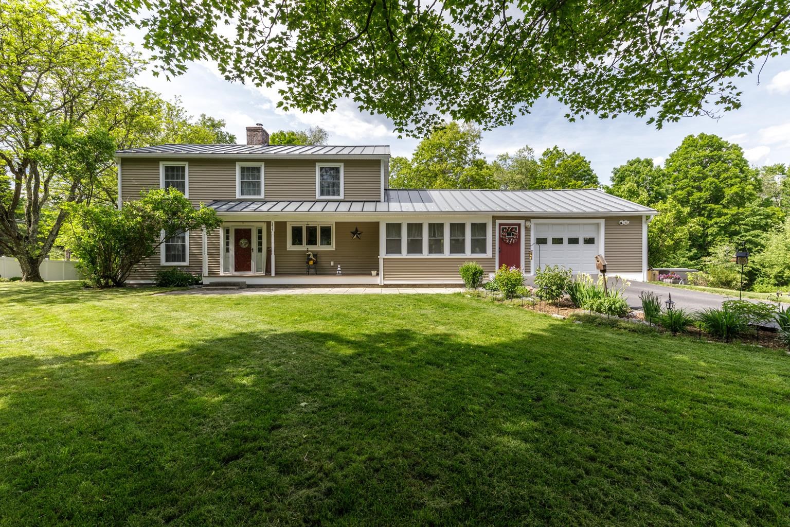 374 Rush Road Henniker, NH 03242 - Photo 1 of 39