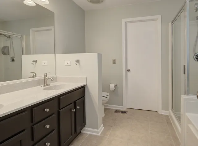 $399,000 | 7652 Scarlett Oak Drive, Plainfield, IL 60586