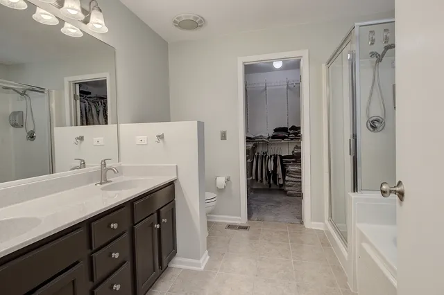 $399,000 | 7652 Scarlett Oak Drive, Plainfield, IL 60586